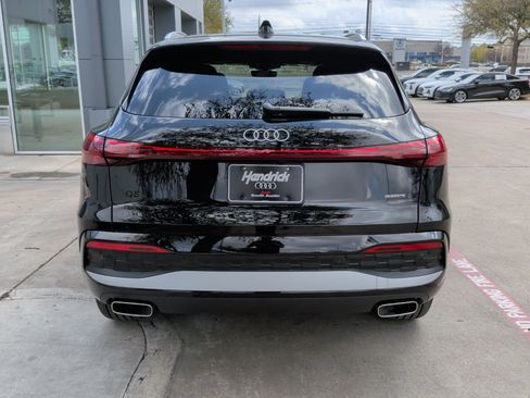 Used 2025 Audi Q5 Premium w/ Convenience Package AWD/4WD image 8