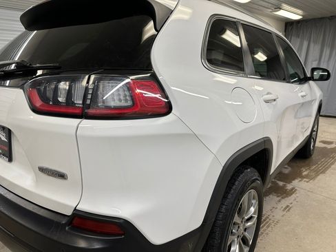 Used 2020 Jeep Cherokee Latitude Plus w/ Cold Weather Group image 22