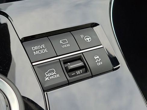 Certified 2023 Subaru Solterra AWD image 23