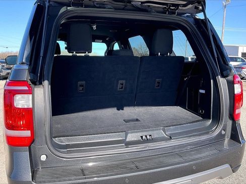 Used 2021 Ford Expedition XLT image 36