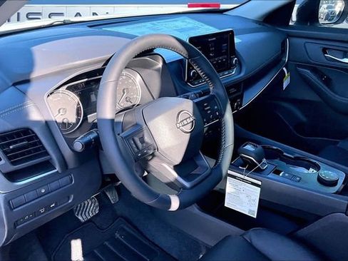 New 2026 Nissan Rogue SV image 6