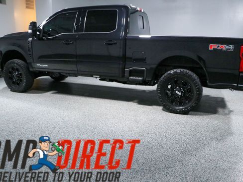 Used 2023 Ford F250 Lariat w/ Lariat Ultimate Package AWD/4WD image 10