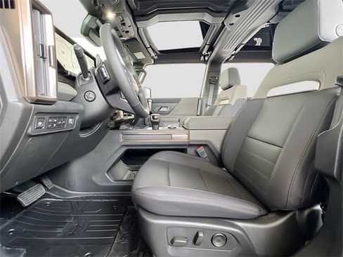 New 2025 GMC Hummer EV 3X image 15