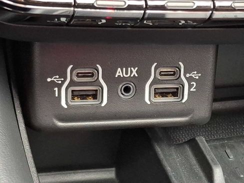 Used 2025 Dodge Durango GT AWD/4WD image 25
