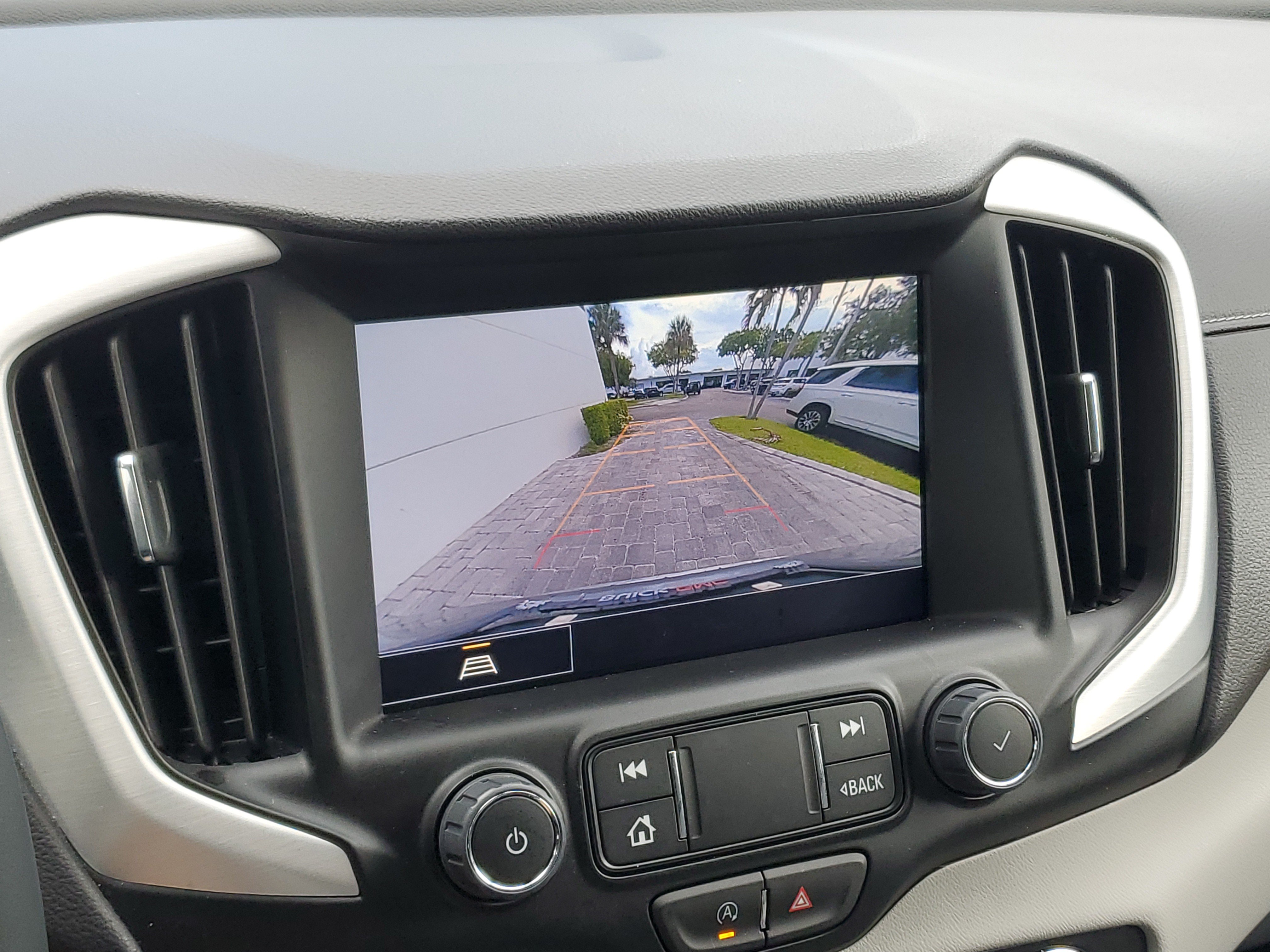 Used 2023 GMC Terrain SLT FWD image 28