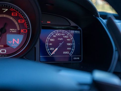 Certified 2022 Ferrari Portofino M image 41