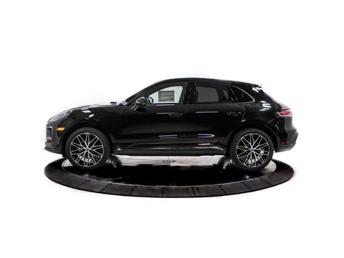 New 2026 Porsche Macan AWD/4WD image 2