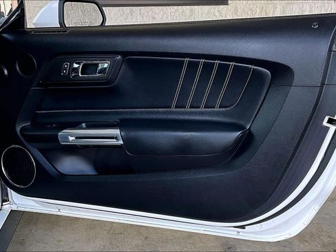 Used 2017 Ford Mustang GT Premium w/ Equipment Group 401A image 19