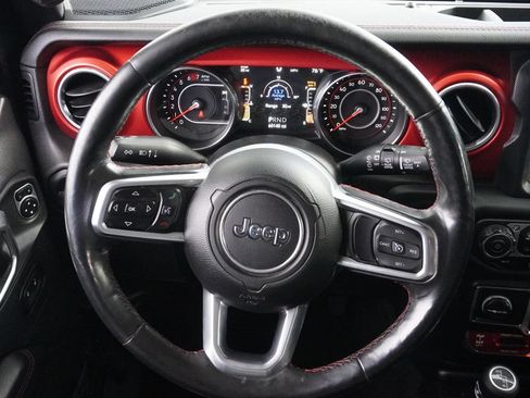 Used 2018 Jeep Wrangler Unlimited Rubicon AWD/4WD image 39