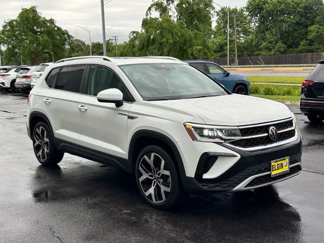 Certified 2023 Volkswagen Taos SEL AWD/4WD image 3