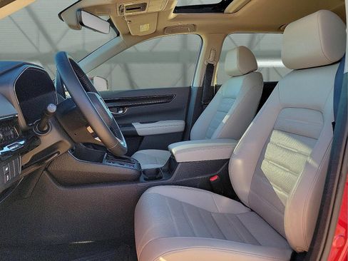 Used 2025 Honda CR-V EX-L image 12