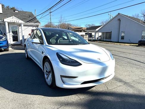 Used 2023 Tesla Model 3 Standard Range RWD image 6