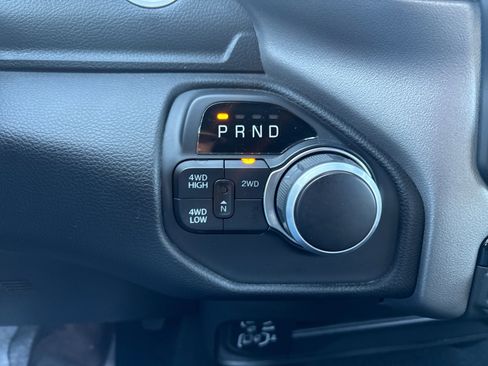 Used 2024 RAM 2500 Big Horn w/ Bed Utility Group image 25