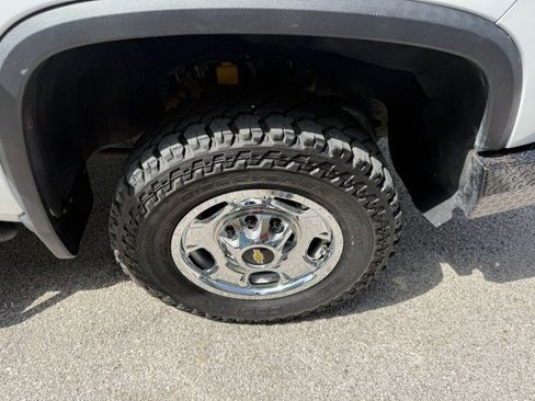 Used 2023 Chevrolet Silverado 2500 W/T w/ WT Fleet Convenience Package AWD/4WD image 17