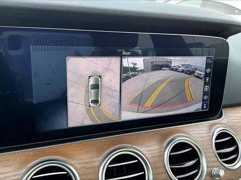 Used 2020 Mercedes-Benz E 350 E 350 image 27