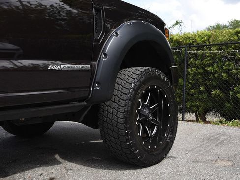 Used 2019 Ford F250 Lariat AWD/4WD image 11