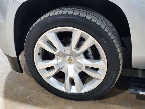 Used 2017 Chevrolet Suburban Premier image 50