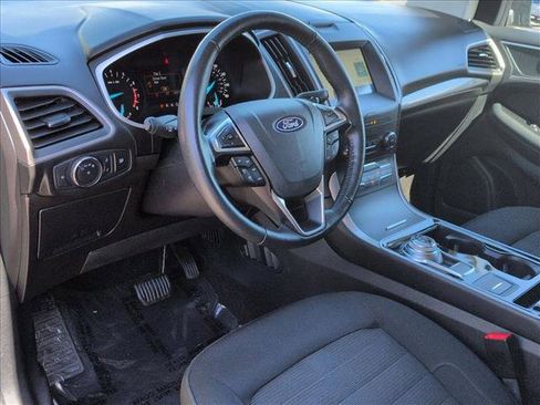 Used 2019 Ford Edge SEL image 10