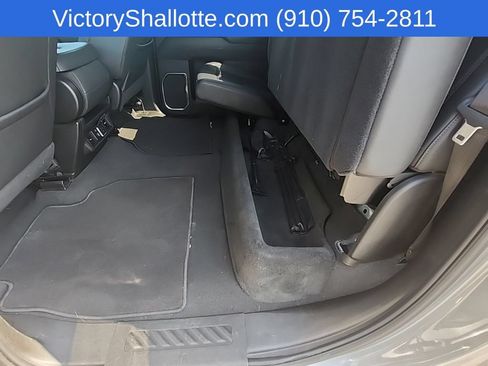 Used 2025 GMC Sierra 1500 SLT RWD image 17