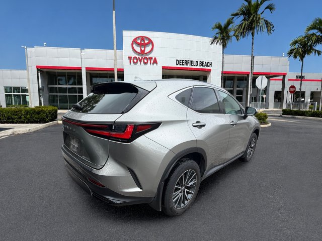 Used 2025 Lexus NX 250 FWD w/ Accessory Package (Z2) image 9