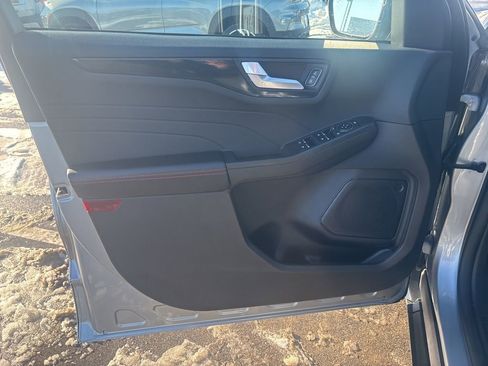 Used 2024 Ford Escape ST-Line image 16