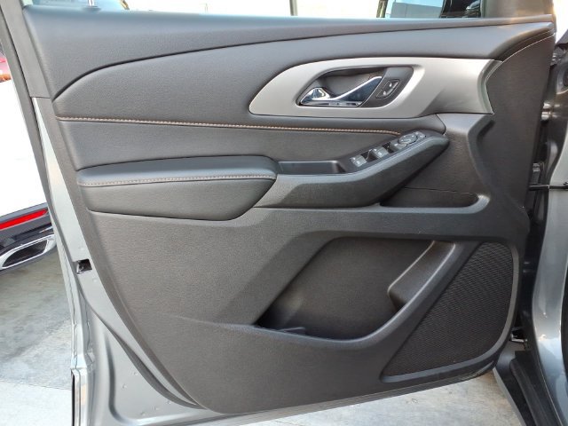 Used 2020 Chevrolet Traverse LS FWD image 13