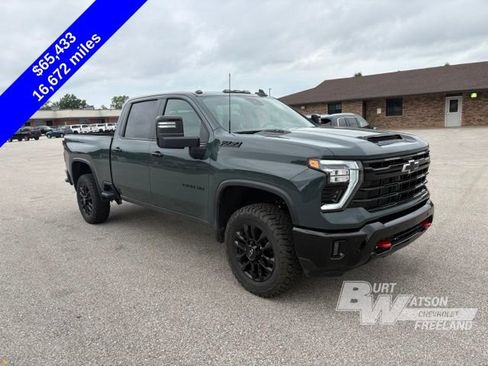 Used 2026 Chevrolet Silverado 3500 LT w/ Trail Boss Package AWD/4WD image 8