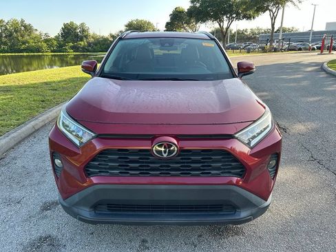 Used 2021 Toyota RAV4 XLE Premium FWD image 9
