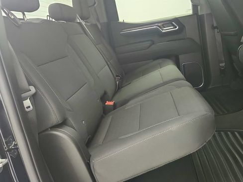 Certified 2026 Chevrolet Silverado 1500 LT RWD image 32