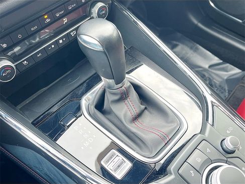 Used 2022 MAZDA CX-9 Carbon Edition image 16