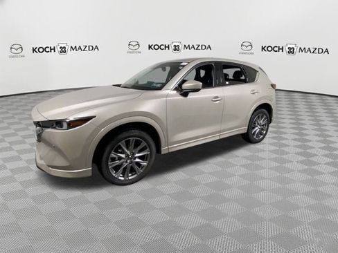New 2025 MAZDA CX-5 AWD 2.5 S w/ Premium Plus Pkg image 4