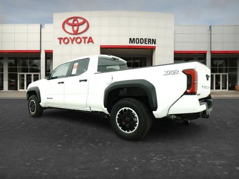 New 2026 Toyota Tacoma TRD Off-Road AWD/4WD image 14