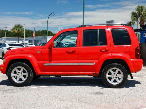 Used 2006 Jeep Liberty Limited AWD/4WD image 3