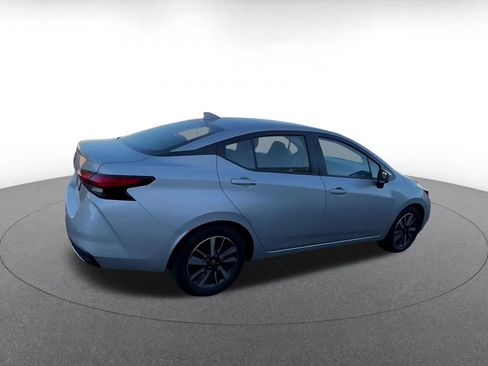 Used 2025 Nissan Versa SV FWD image 15