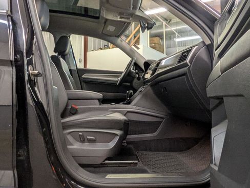 Used 2019 Volkswagen Atlas SEL image 5