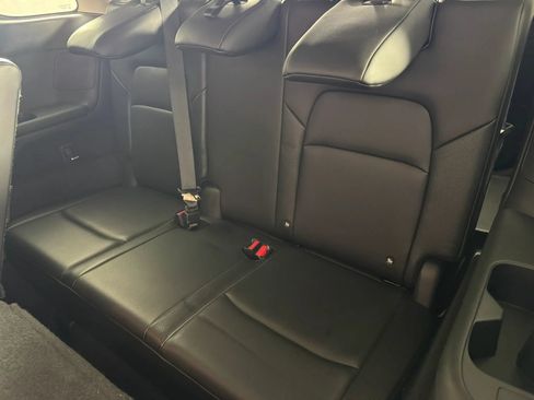 Used 2022 Nissan Pathfinder SL AWD/4WD image 40