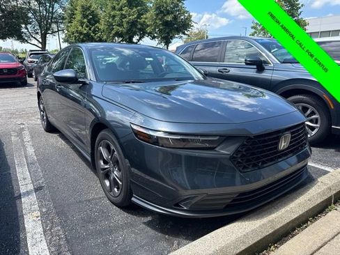 Used 2023 Honda Accord EX image 14