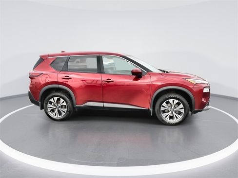 Used 2023 Nissan Rogue SV image 9