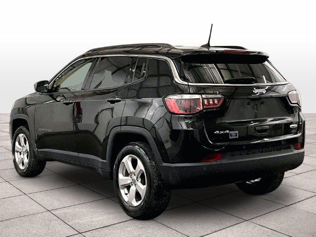 Used 2019 Jeep Compass Latitude w/ Popular Equipment Group AWD/4WD image 10