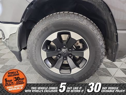 Used 2021 RAM 1500 Big Horn image 14