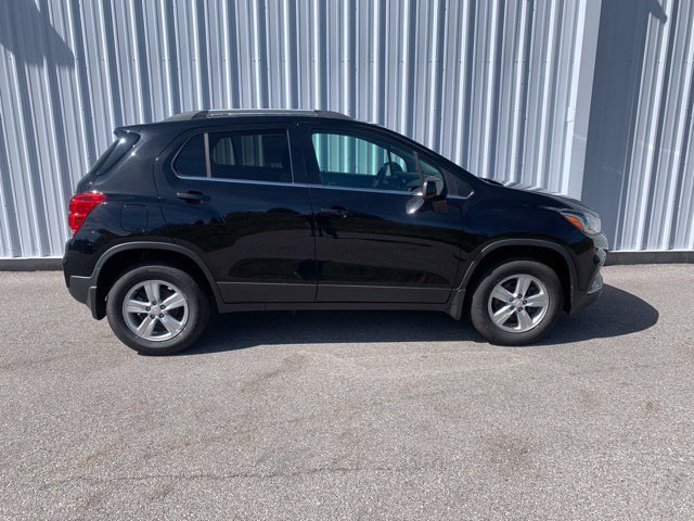 Used 2020 Chevrolet Trax LT AWD/4WD image 2