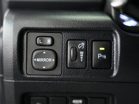 Used 2019 Toyota 4Runner Limited image 52