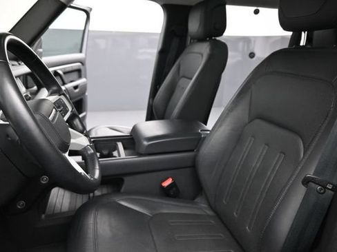 Used 2020 Land Rover Defender 110 SE AWD/4WD image 19