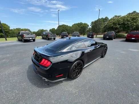 Used 2022 Ford Mustang GT Premium w/ Black Accent Package RWD image 13
