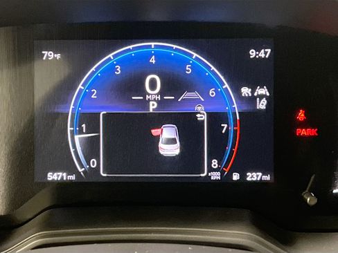 Used 2026 Toyota Corolla LE FWD image 22