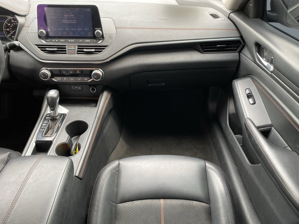 Used 2022 Nissan Altima 2.5 SR FWD image 16