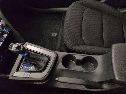 Used 2020 Hyundai Elantra SE w/ Cargo Package (C1) FWD image 26