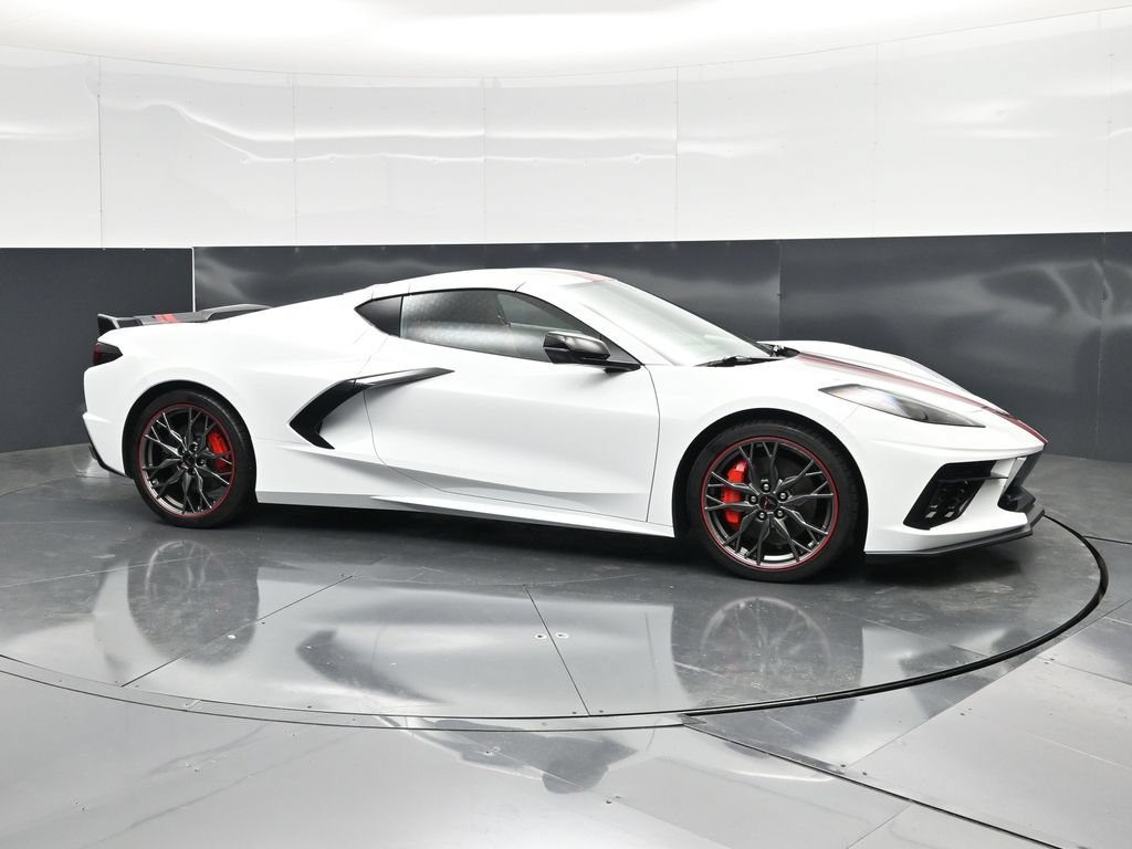 Used 2023 Chevrolet Corvette Stingray Premium Cpe w/ Z51 Performance Package RWD image 3