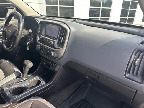 Used 2018 Chevrolet Colorado Z71 image 35