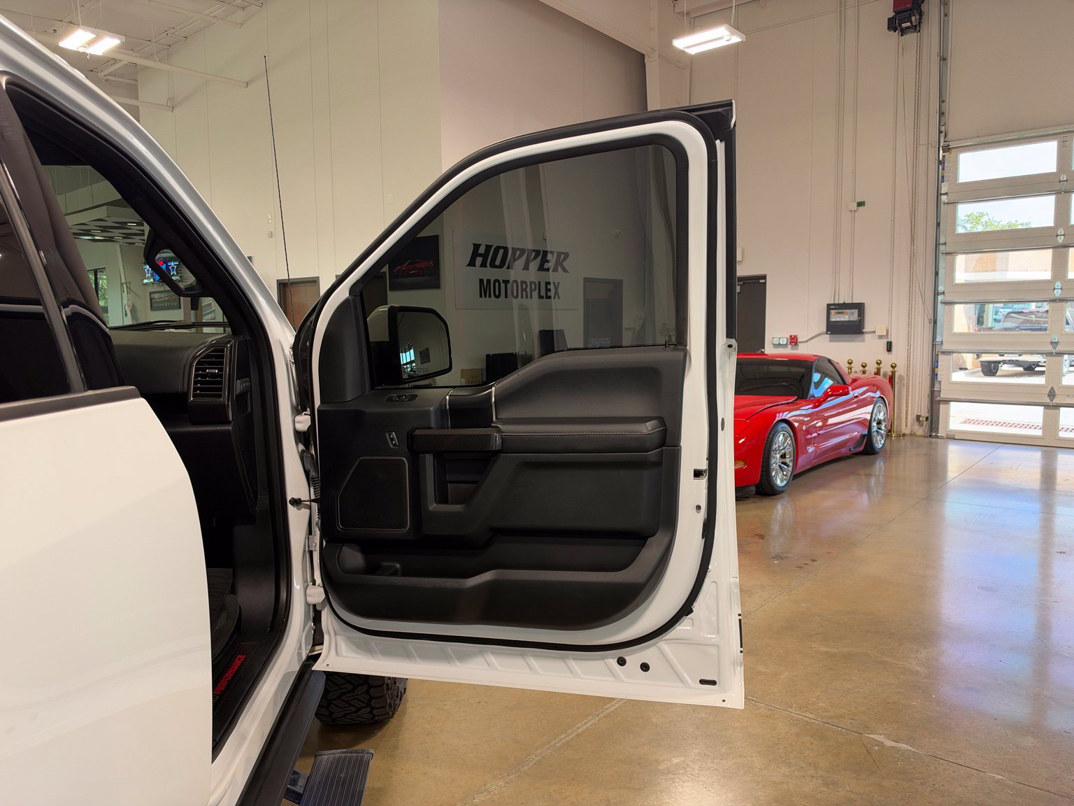 Used 2018 Ford F150 Raptor w/ Equipment Group 802A Luxury AWD/4WD image 46